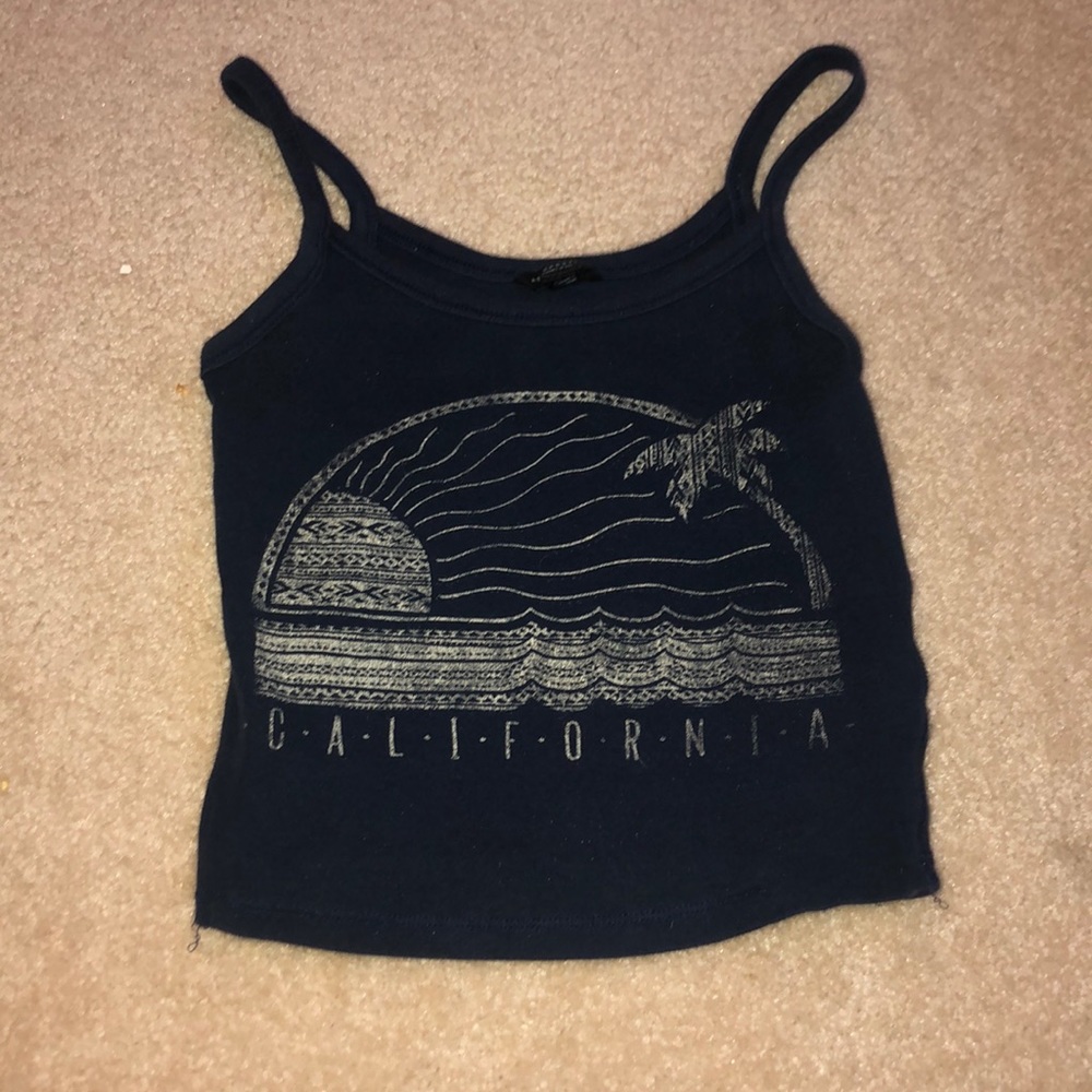 navy blue aeropostale cropped tank size XS